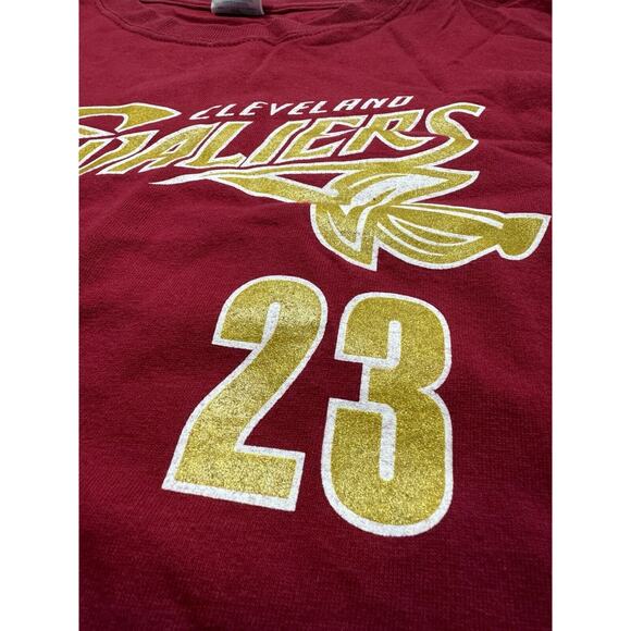 VTG Cleveland Cavaliers NBA #23 LeBron James Wine Red Gold T-Shirt Men's SZ XXL - Picture 4 of 6